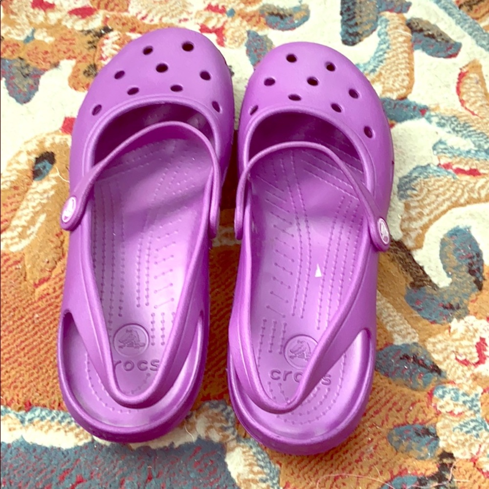CROCS shoes